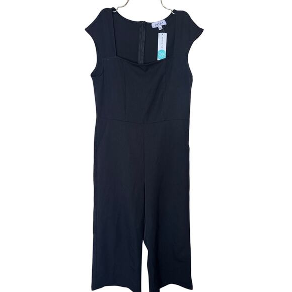 Gilli Daniela Short Sleeve Square Nexk Jumpsuit Black Medium Petite NWT - Picture 1 of 5